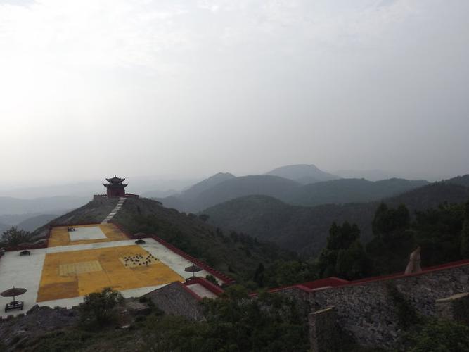 安陆的白兆山李白故里