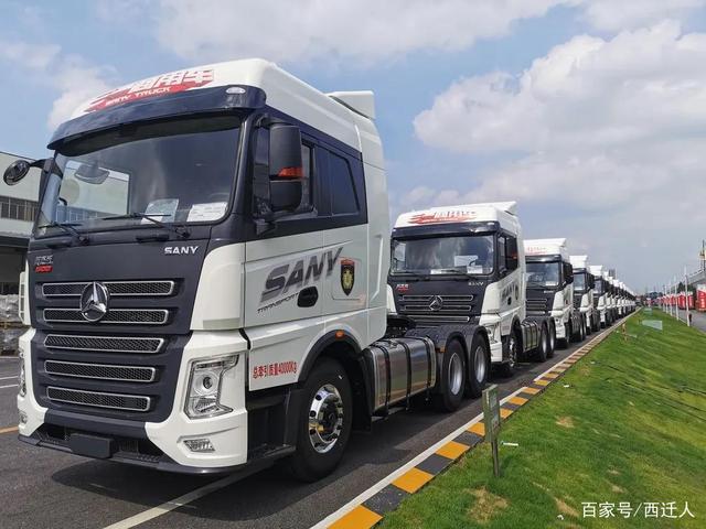 首批20台三一重卡白色英杰版500马力牵引车成功交付