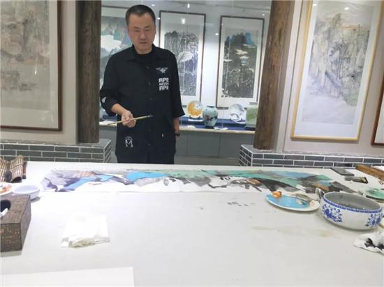 曾军艺叠彩化境书画鉴赏会在北京东方天星乡村俱乐部举行