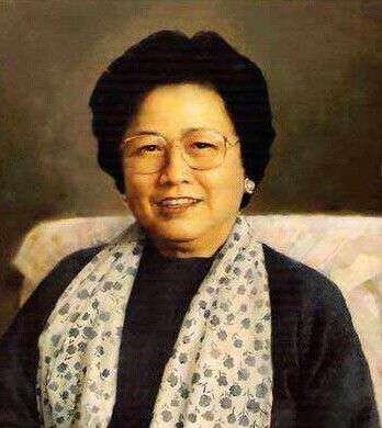 著名女高音歌唱家王昆去世 曾演《白毛女》喜儿(图) 2014年11月21日