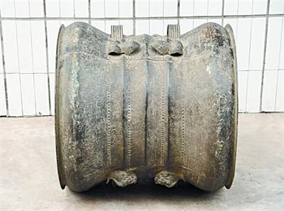 "清代冷水冲型双面铜鼓"为臆造品