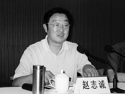 京山县委书记赵志诚:工作不能留欠账(图)