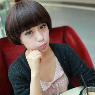 假发女短发蘑菇头 bobo头 女生短发沙宣波波头齐刘海仿真发香菇头商品