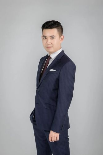 钰 莹   郑州电台广播之星 《音乐飞一般》主持人