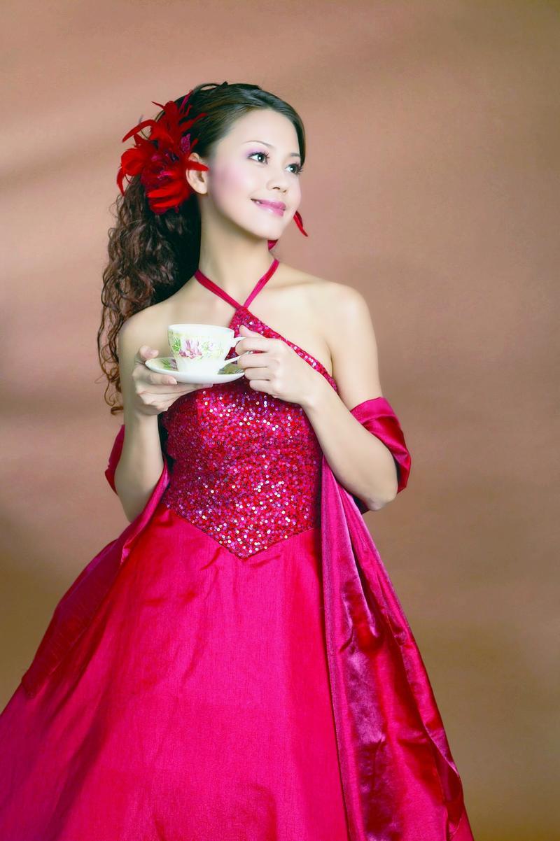 人像摄影(流行时尚美丽的裙装美女)