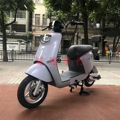 新国标爱玛电动车小乔q160引擎max豪华轻便时尚代步车电动车锂电