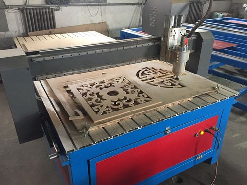 武汉木雕雕刻机图片名仕机械木工雕刻机品牌