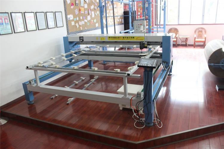 做被子机器棉被电脑绗缝机全自动被褥床垫加工-眉山弹花机厂,厂家直销