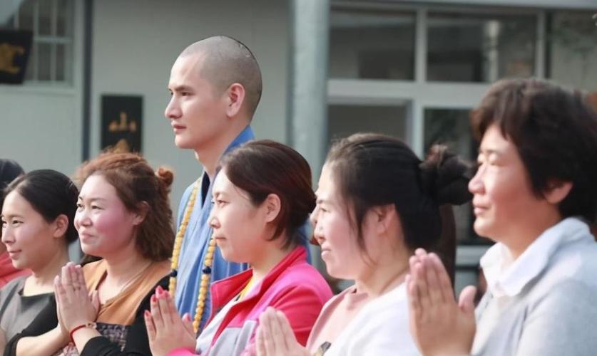 帅过唐僧被无数女粉丝爱慕天生一双大耳朵的释明心为何出家