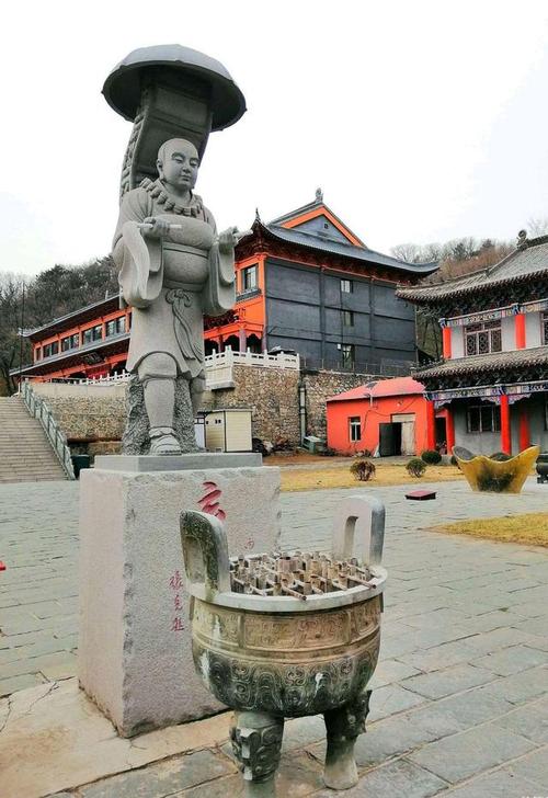 铁岭:开原七鼎龙潭寺