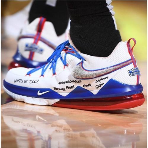 lebron xvii "tune squad" 詹姆斯主演《空中大灌篮 2》主题打造