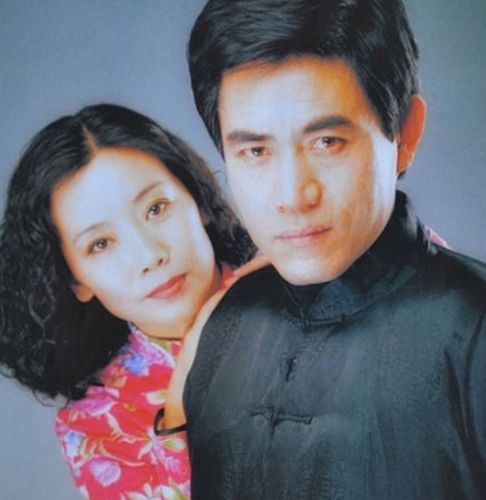 陈宝国的老婆原来是这样,年轻时的样貌不输"冻龄女神"