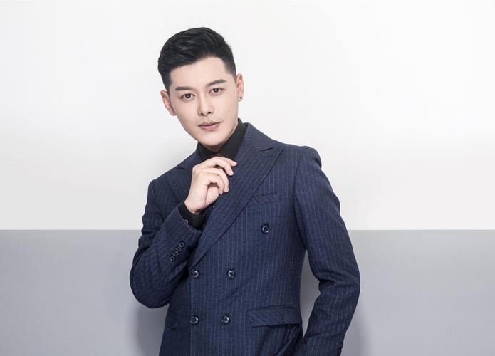 曹杰-成都电视台主持人 城市 成都 职业介绍 成都电视台主持人,四川