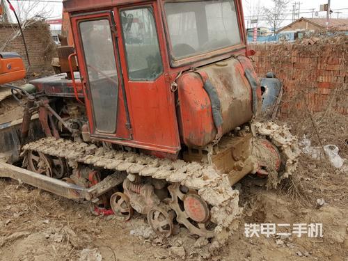 一拖东方红-c802推土机