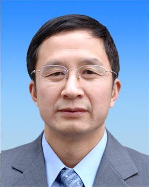 邹通祥 男,汉族,1962年2月出生,四川资中人,中共党员.