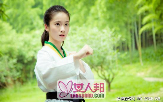 旋风少女女里面的李恩秀长什么样