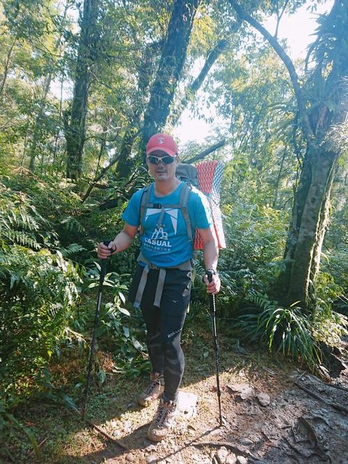 登山界服装的新宠--运动压缩裤