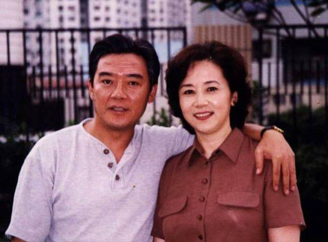 看家花旦顾永菲:含冤吞药自尽,两婚接连失败,从此定居国外生活