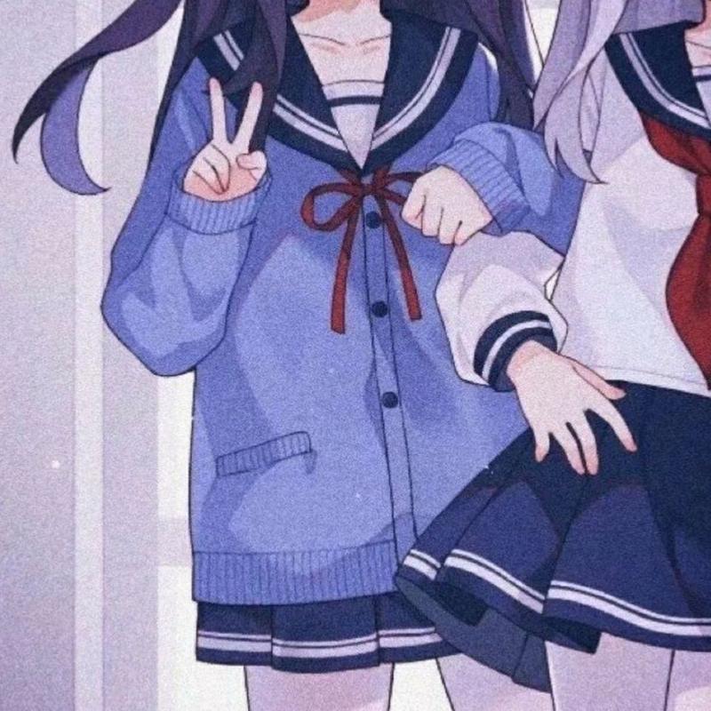 2波情侣头像,1波闺蜜头像