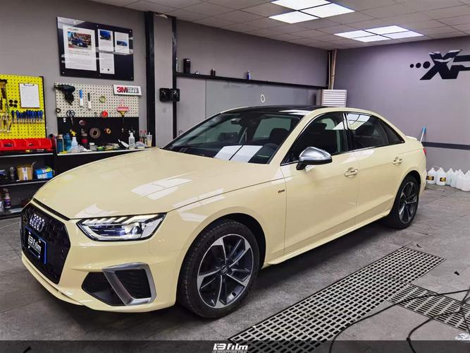 奥迪a4l内饰改色膜怎么贴奥迪a4改装案例