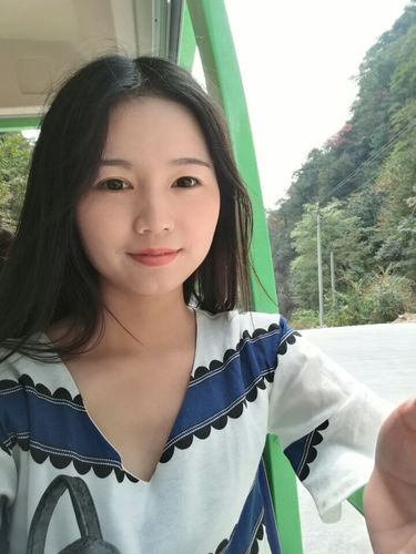 郝玲玲