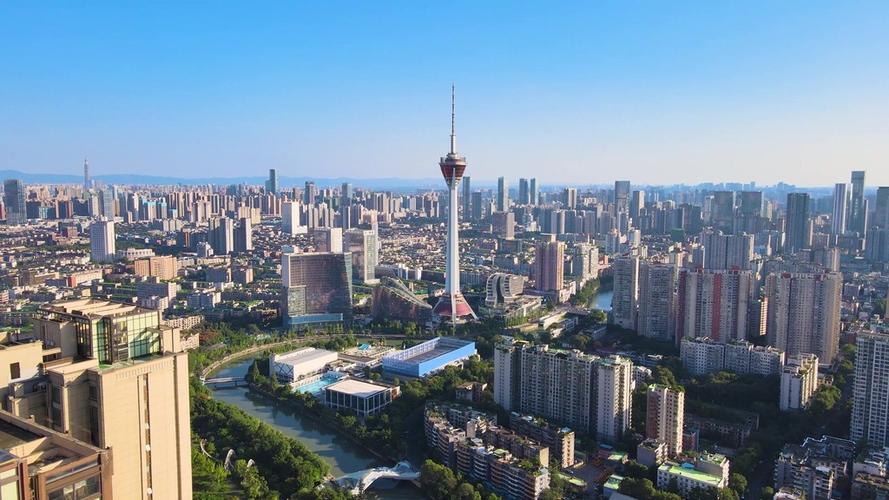 4k航拍成都成华区天府熊猫塔