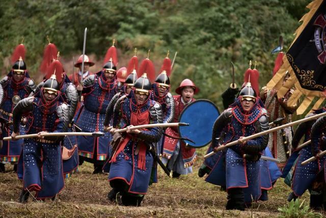 明朝军服有新意