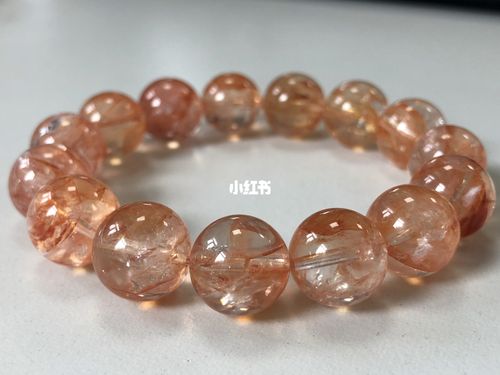 买了个红胶花_水晶_时尚_配饰