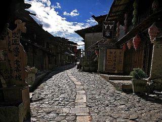 香格里拉月光古城