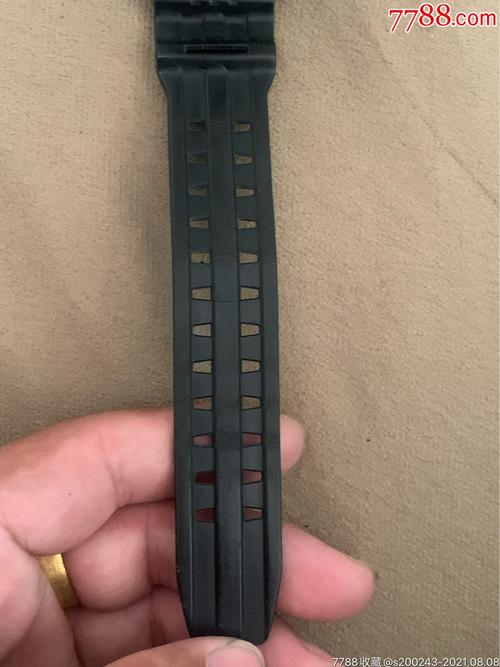 卡西欧飞人(后盖飞天蝙蝠图案)