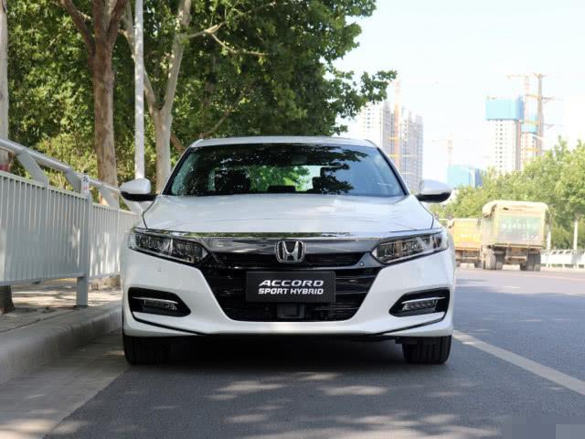 本田实力派家用轿车,国6标准,4.2升油耗,果断放弃迈腾