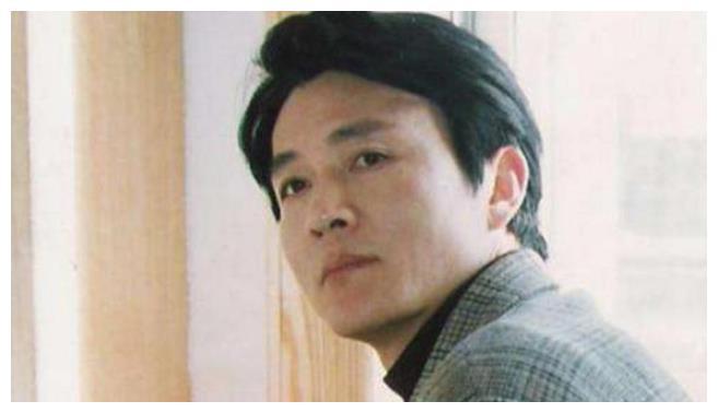 前凭一剧走红,弟弟却在最红时因病去世|温海波|温海涛|荧屏_新浪新闻