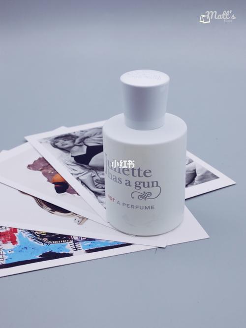 这支香水「有且只有」一种香材:降龙涎香醚_香水_perfume_shake shack