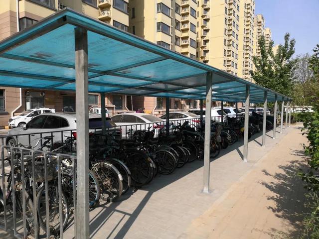我为群众办实事丨"居民单车住新家"—金泽家园社区新建自行车车棚