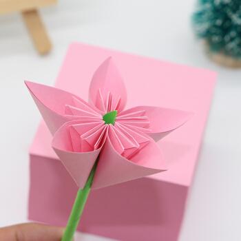 正方形折纸花朵折法步骤图解
