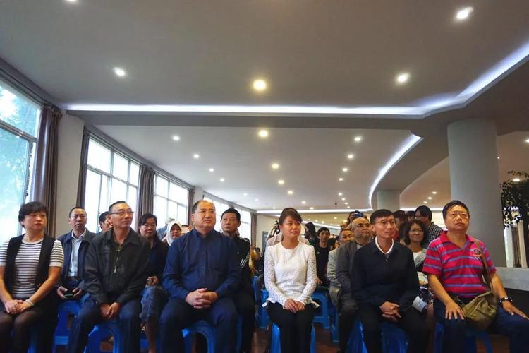 高雅个旧市沙甸区2018年迎国庆61第四届书法美术摄影展开展佳人才子