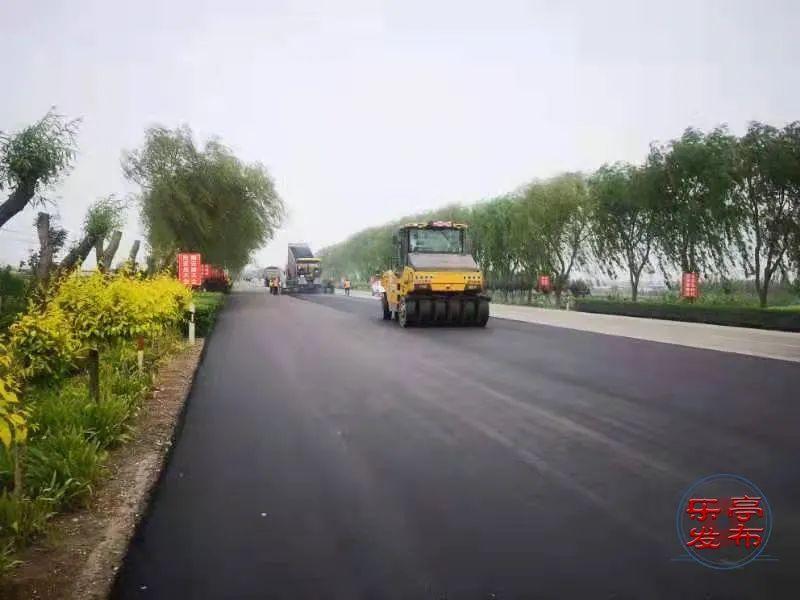 针对夏季高温易发扬尘特点,以国道509线,青乐线等国省干线公路为重点