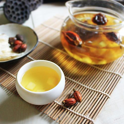 润肺栀子果雪梨汤