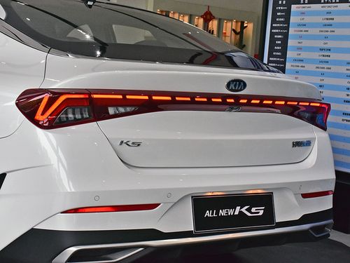 绽放个性与炫酷爱卡到店实拍起亚k5凯酷