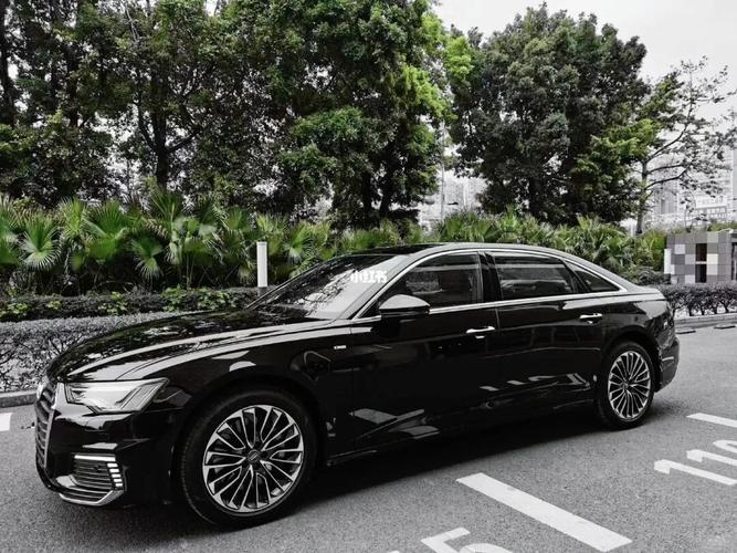 奥迪a6l 55tfsi e quattro混动