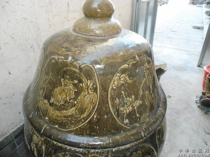 明代高僧圆寂后坐缸(包老保真)售价;6万元左右