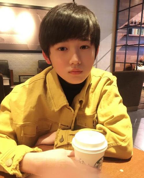 宋亚轩童年照宋亚轩图片大全