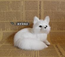 仿真白狐狸家居创意摆件礼物兔皮工艺品卡通宠物白狐蹲狐狸