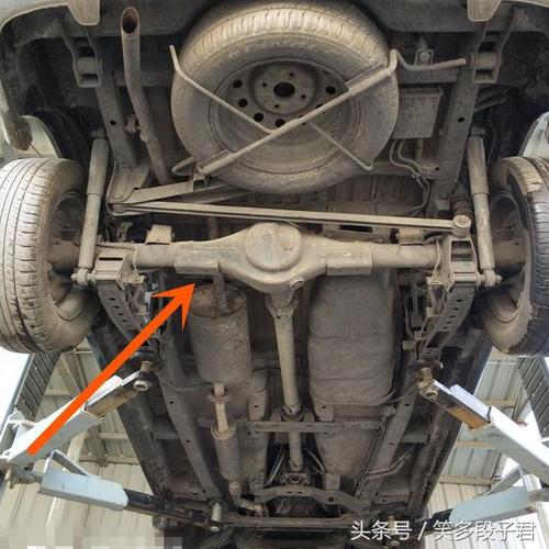 十万公里的五菱宏光底盘咕咚响,看着还好的配件实际