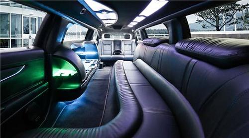 凯迪拉克加长豪车 xts加长8.7米礼宾车低价售