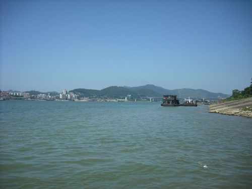 展开全部 广东肇庆西江