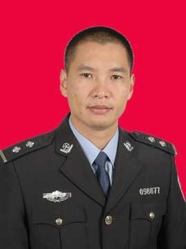  p>许志伟,中共党员,现任广东省汕头市公安局澄海分局刑警大队副大队