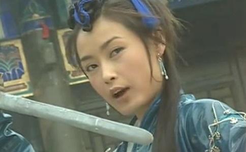 苏有朋版倚天屠龙记,女演员今夕对比照,丁敏君判若两人