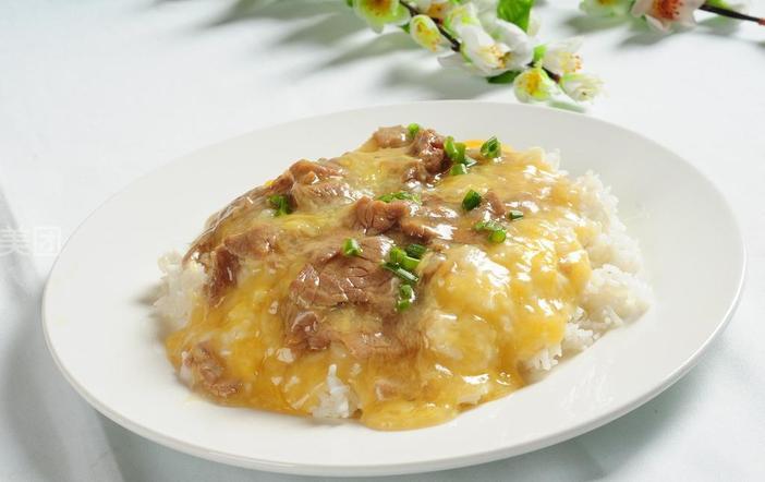 滑蛋牛肉饭