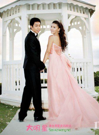 殷志源妻子是谁 殷志源与妻子离婚了吗